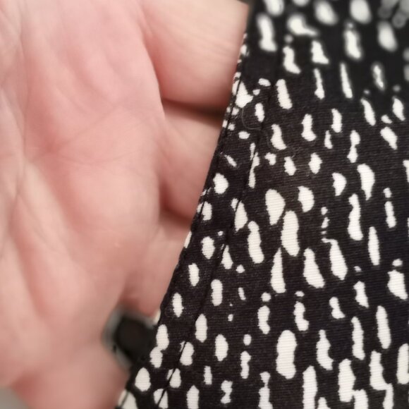 'Rafaella Petite' Pencil Skirt with pockets Size 10P Black/Cream NWOT - Picture 5 of 15